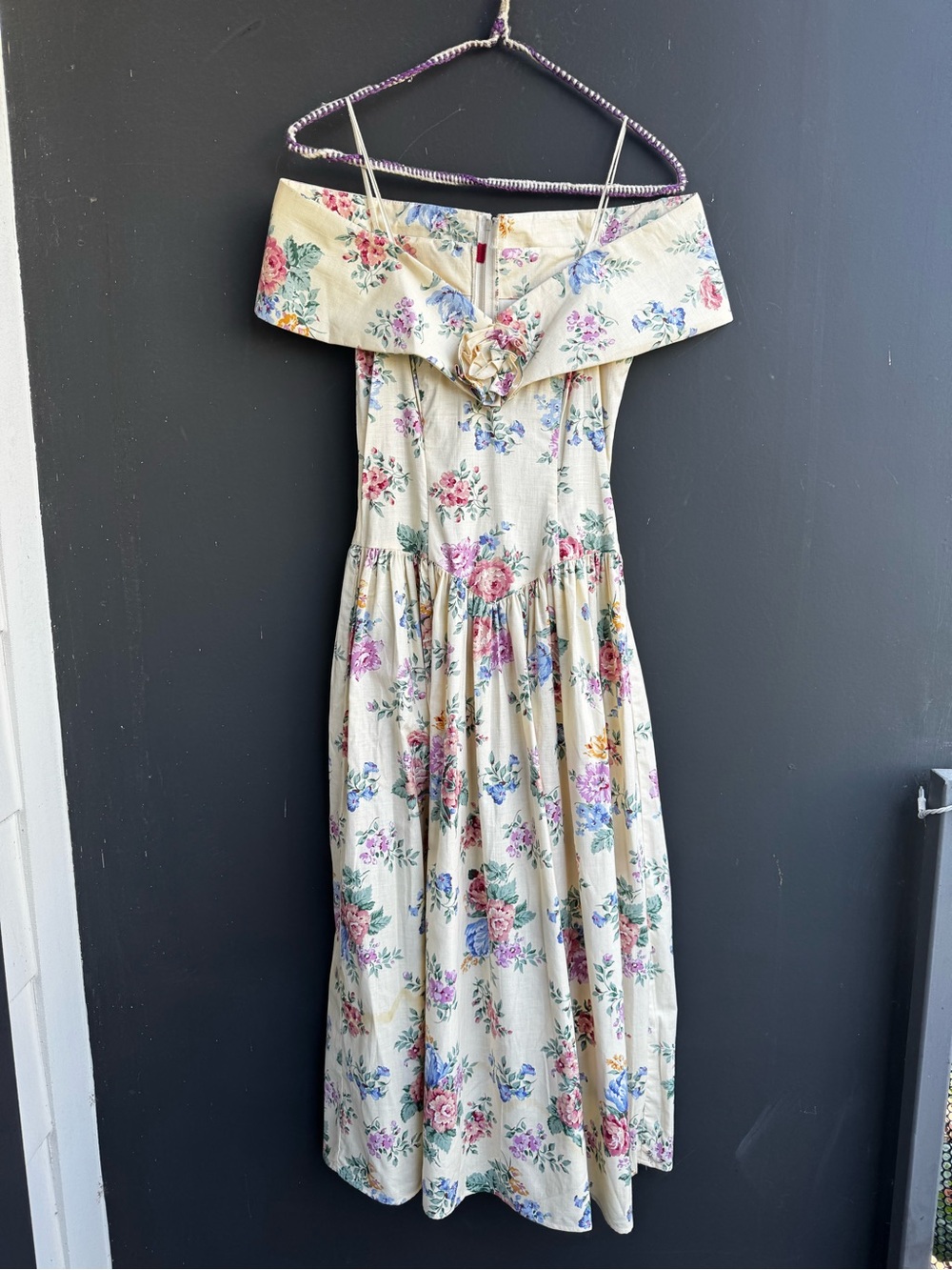 Vintage 1980s Gunne Sax cottagecore floral off the shoulder midi dress